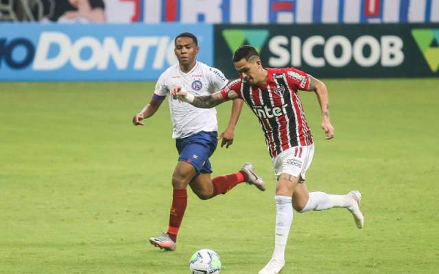 Leia mais sobre o artigo Bahia sofre goleada do São Paulo e inicia queda na tabela