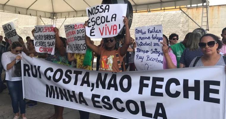 Leia mais sobre o artigo Essa é a bahia administrada pelo PT ! Bahia tira nota 0 e fica em último lugar em índice de educação pública à distância