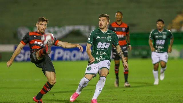 Leia mais sobre o artigo Vitória empata com Guarani fora de casa em primeiro jogo do brasileiro