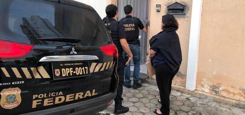 Leia mais sobre o artigo PF deflagra operação contra grupos de WhatsApp que alertava sobre blitz de trânsito. Em salvador já são monitorados diversos grupos