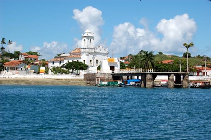 Leia mais sobre o artigo Tragédia: Homem morre esmagado após colisão entre duas embarcações na ilha de bom Jesus dos Passos